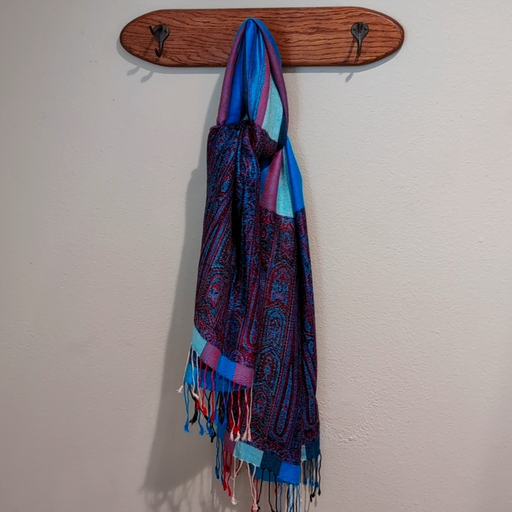 Pashmina scarf